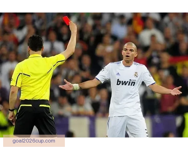 奥尔莫评论赫拉德犯规不够红牌 阿尔马达几秒后能自行走动 奥尔莫评论赫拉德犯规不够红牌 阿尔马达几秒后能自行走动