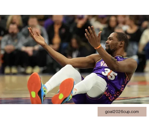 杜兰特40+7狂砍难掩失误痛苦 客场逆转22分未能完成奇迹