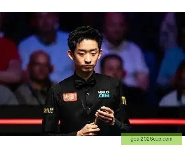 吴宜泽5杆破50轰6-3攻击波第2阶段以10-7领先墨菲观众喝彩